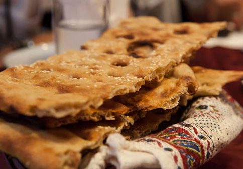 طرز تهیه نان سنگک خانگی در فر